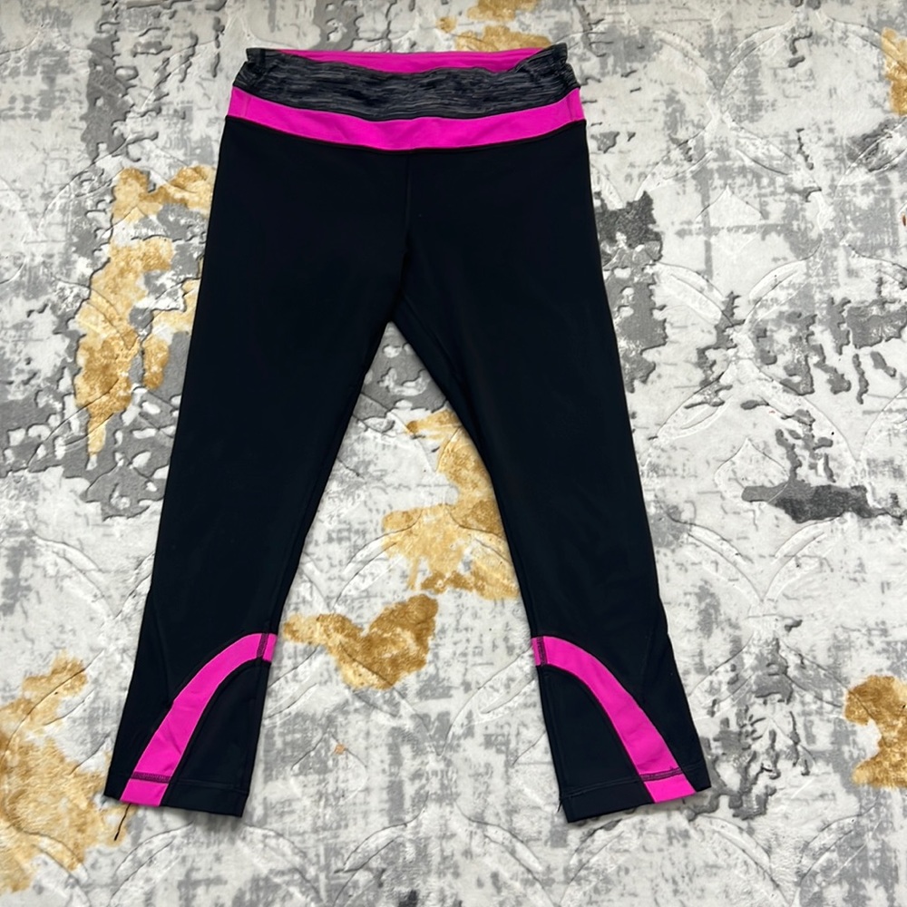 Lululemon legging capri style